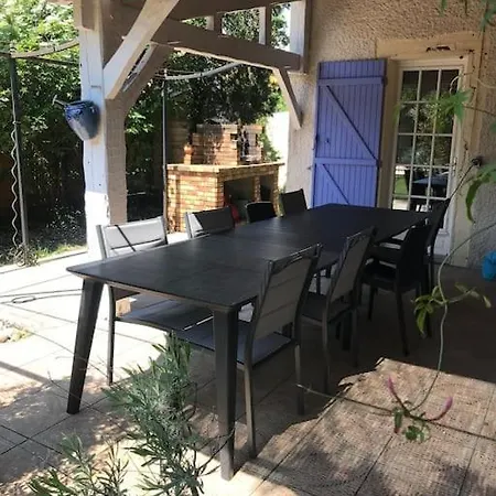 Prázdninový dům Bigazen - Maison Familiale 8 Personnes *