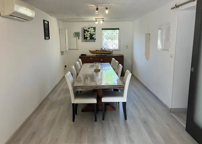 Ferienhaus Bigazen - Maison Familiale 8 Personnes Biganos